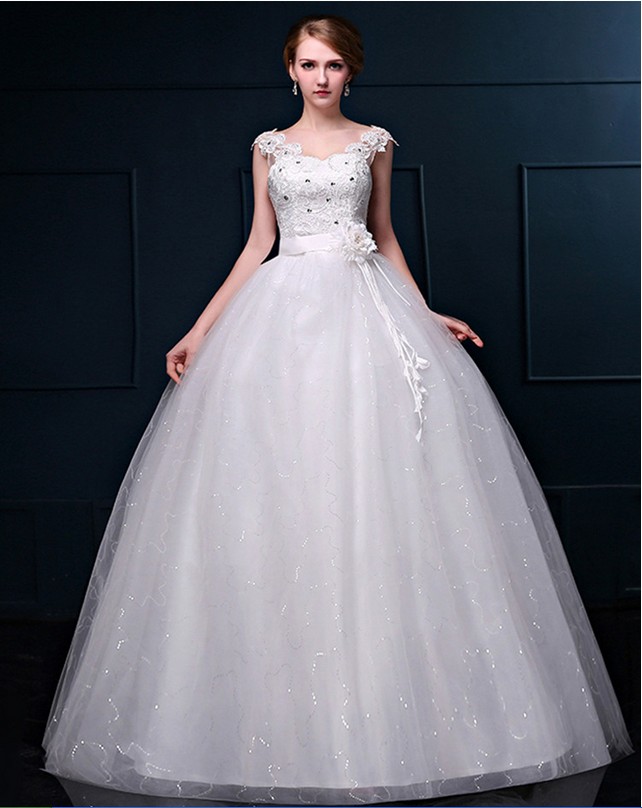 WDDH1633   Long Trails Wedding Dresses